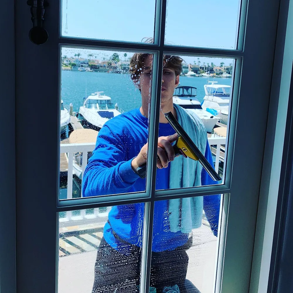 Clean residential windows